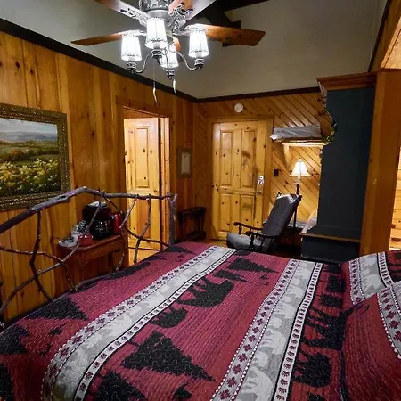 Creekwalk Inn Bed And Breakfast With Cabins Cosby Exterior photo