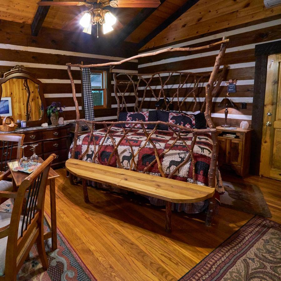 Creekwalk With Cabins 2*